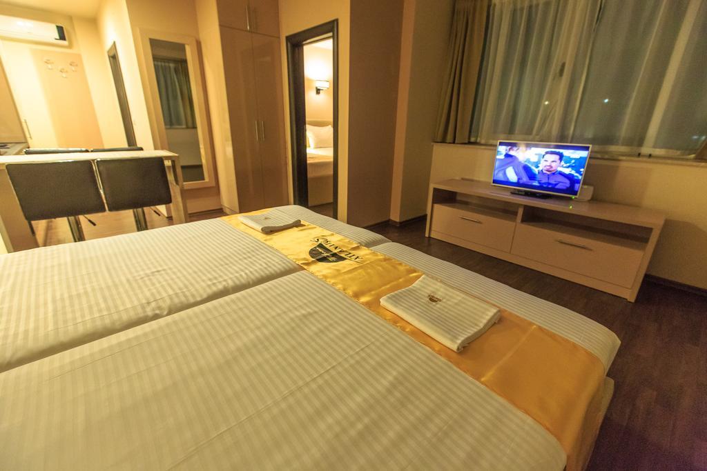 Atlantic Hotel Dobra Voda Extérieur photo