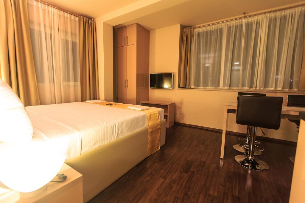 Atlantic Hotel Dobra Voda Extérieur photo