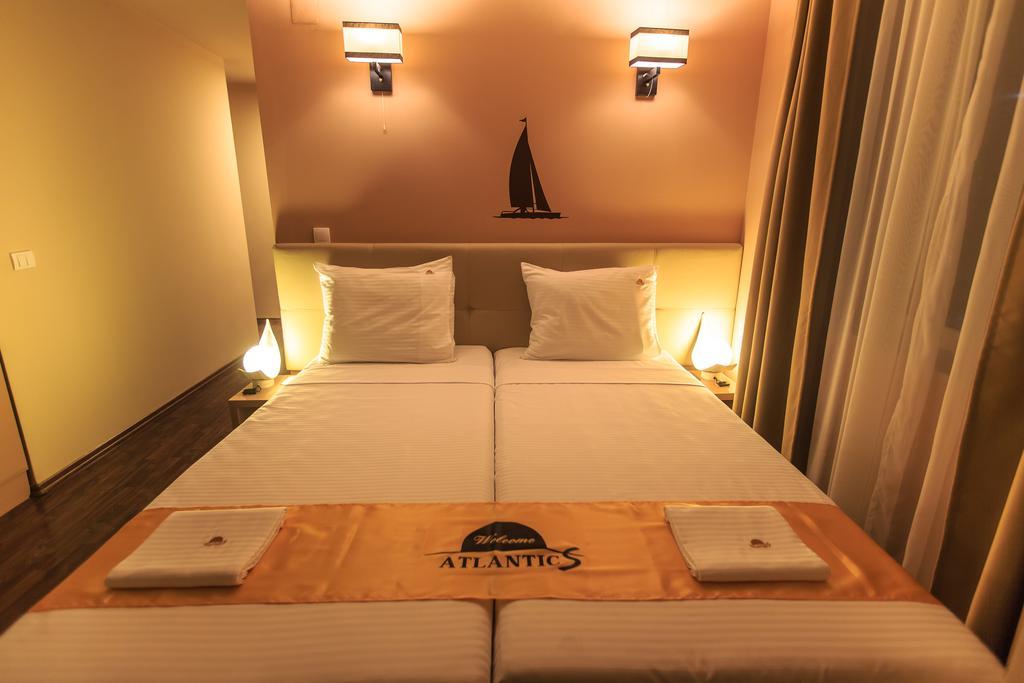 Atlantic Hotel Dobra Voda Extérieur photo