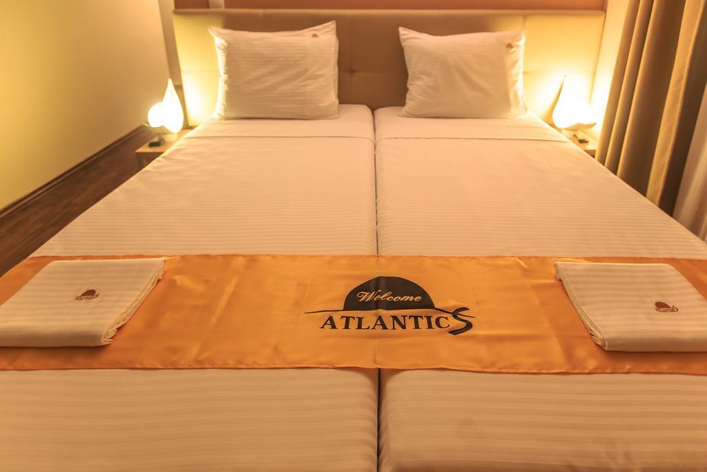 Atlantic Hotel Dobra Voda Extérieur photo