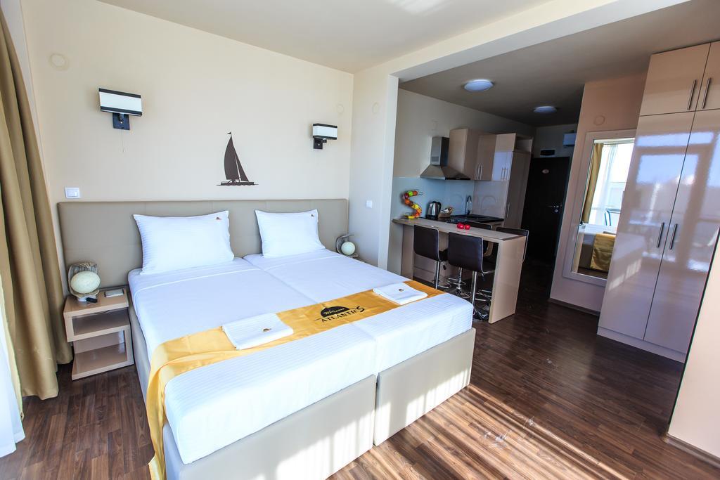 Atlantic Hotel Dobra Voda Extérieur photo