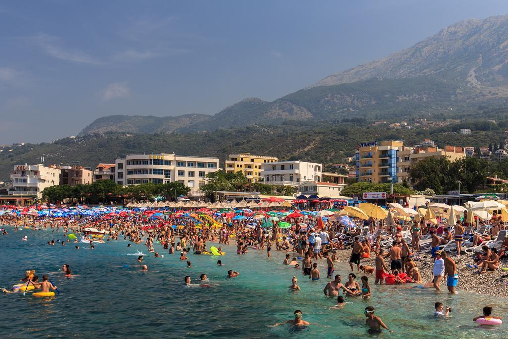 Atlantic Hotel Dobra Voda Extérieur photo