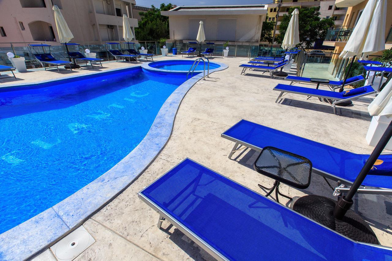 Atlantic Hotel Dobra Voda Extérieur photo
